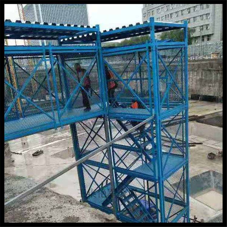 组装式箱式梯笼 基坑箱式梯笼 挂网封闭式梯笼 重型梯笼爬梯