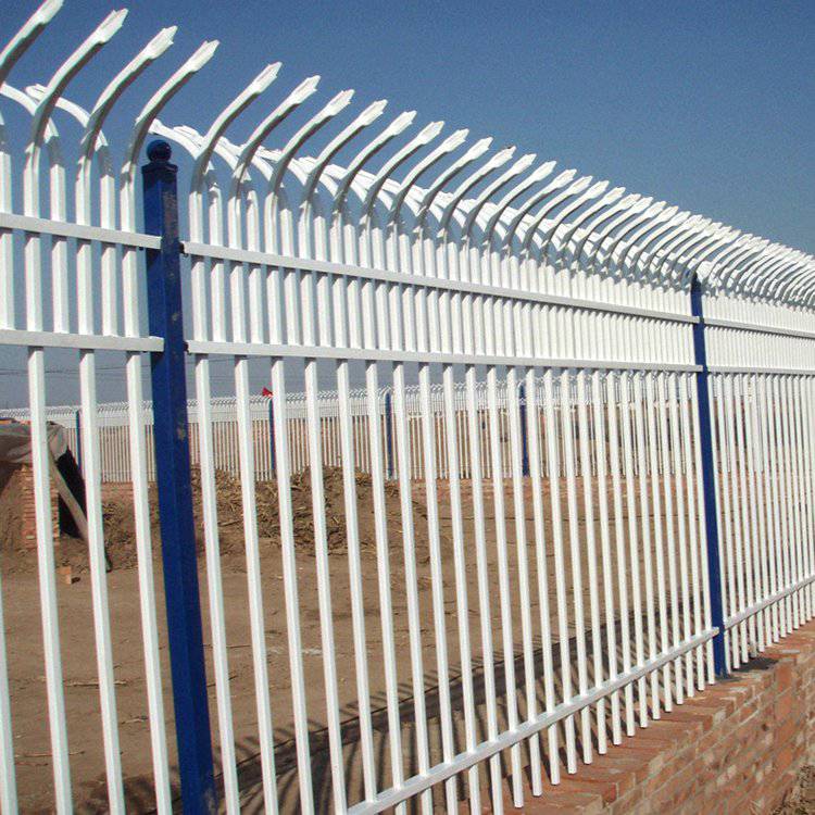 学校围墙锌钢栏杆住宅小区外墙围栏方管护栏生产厂