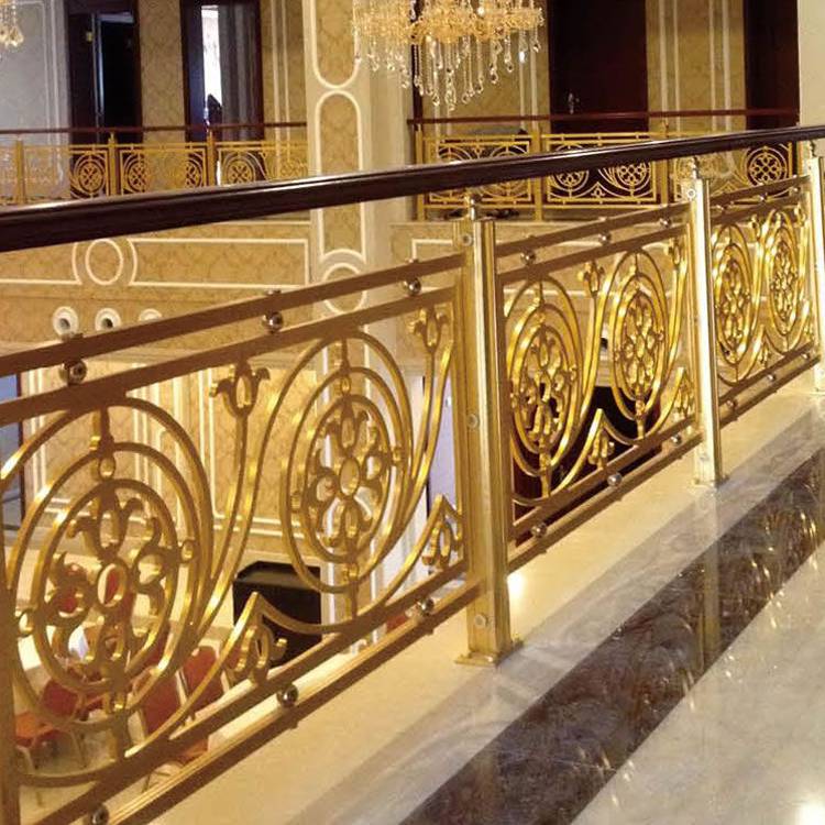 现代风格别墅铜雕花楼梯护栏弧形设计考虑新特