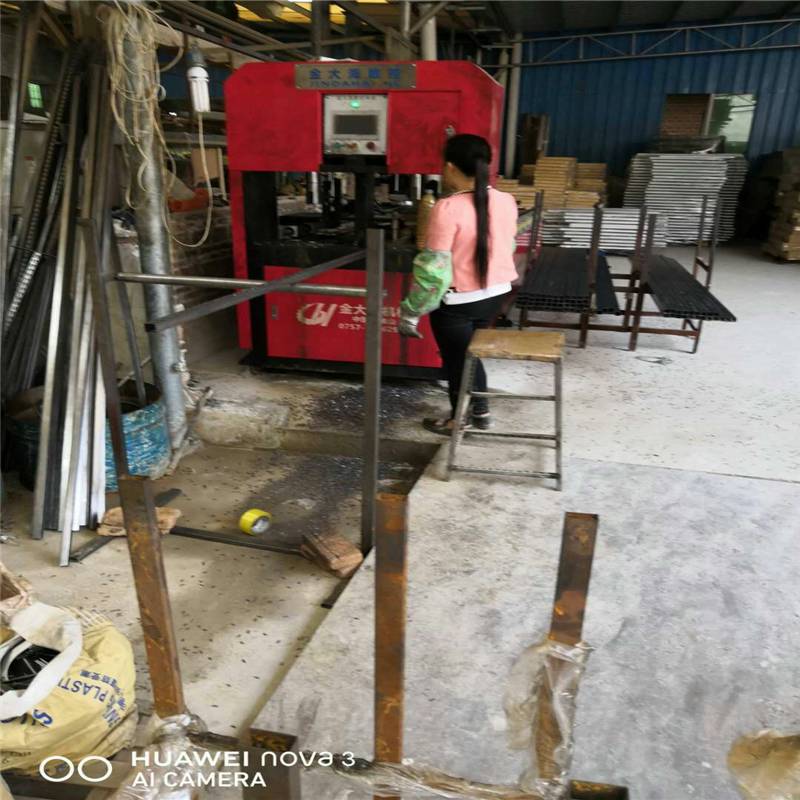 北京市朝阳爬架打眼机