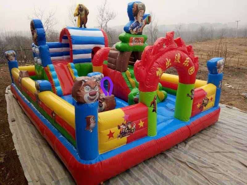 充气城堡 鸣鸣游乐设备厂家 40平儿童充气蹦蹦床图片