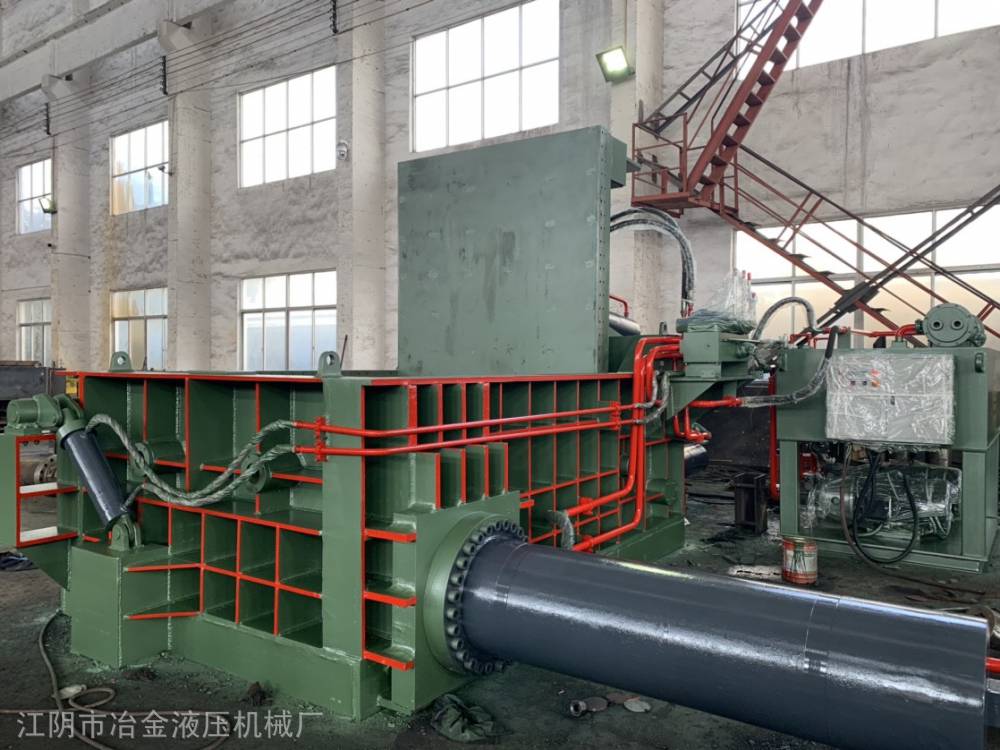 供应冶金液压Y81F-250吨江阴金属打包机