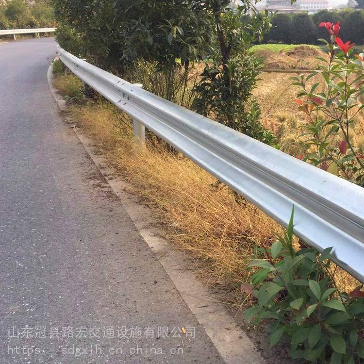 滁州 三波喷塑护栏 公路波形护栏板 波形护栏型号齐全