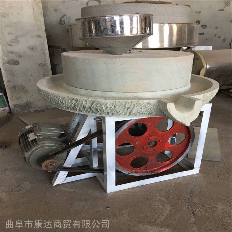 电动玉米石磨磨面机 山东石磨面粉 全自动风机石磨面粉机提高产量
