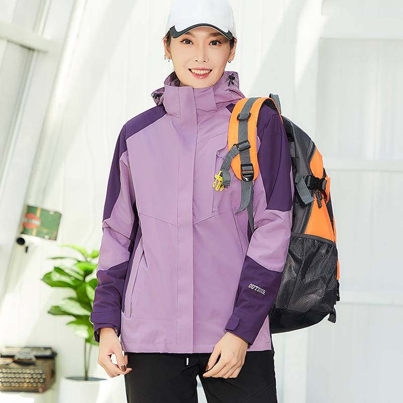 湖州冲锋衣加工登山羽绒服防寒服防水防风防寒织里冲锋衣