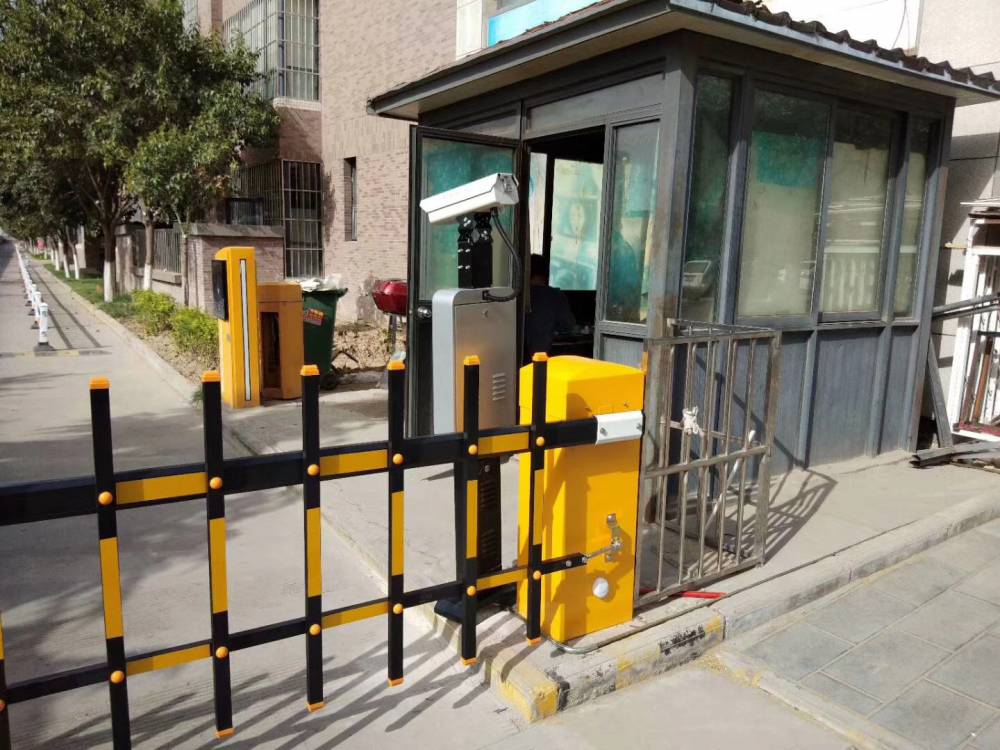 龙华红白栅栏杆维修,龙华捷顺道闸直销厂家,龙华道闸哪个牌子好