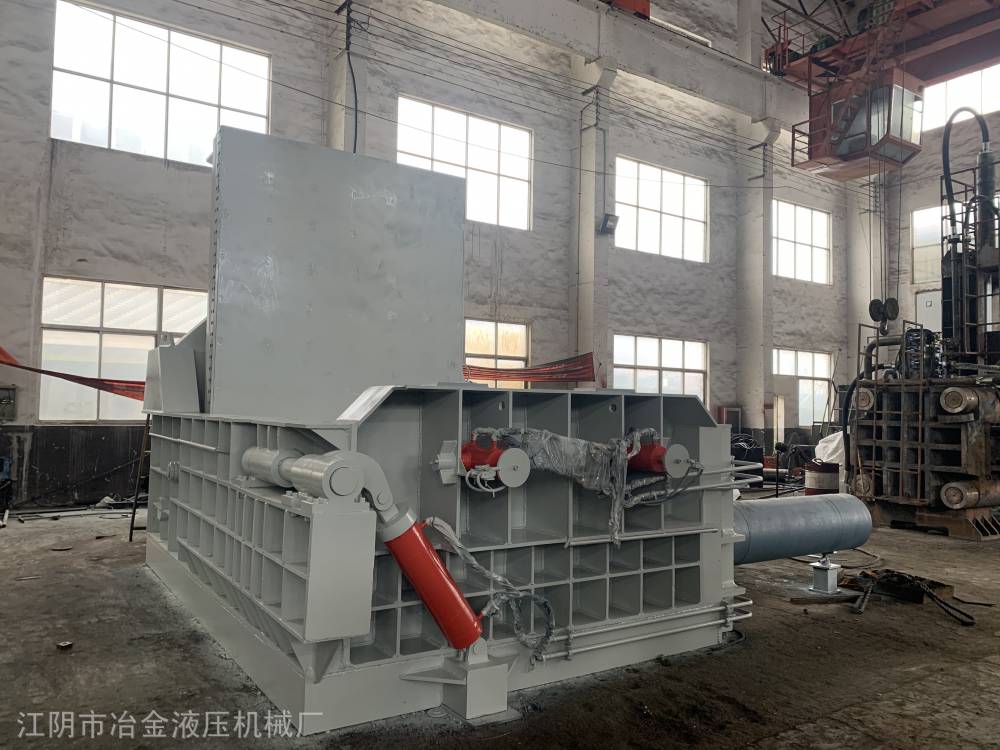 供應江陰產Y81F-315噸廢鐵打包機