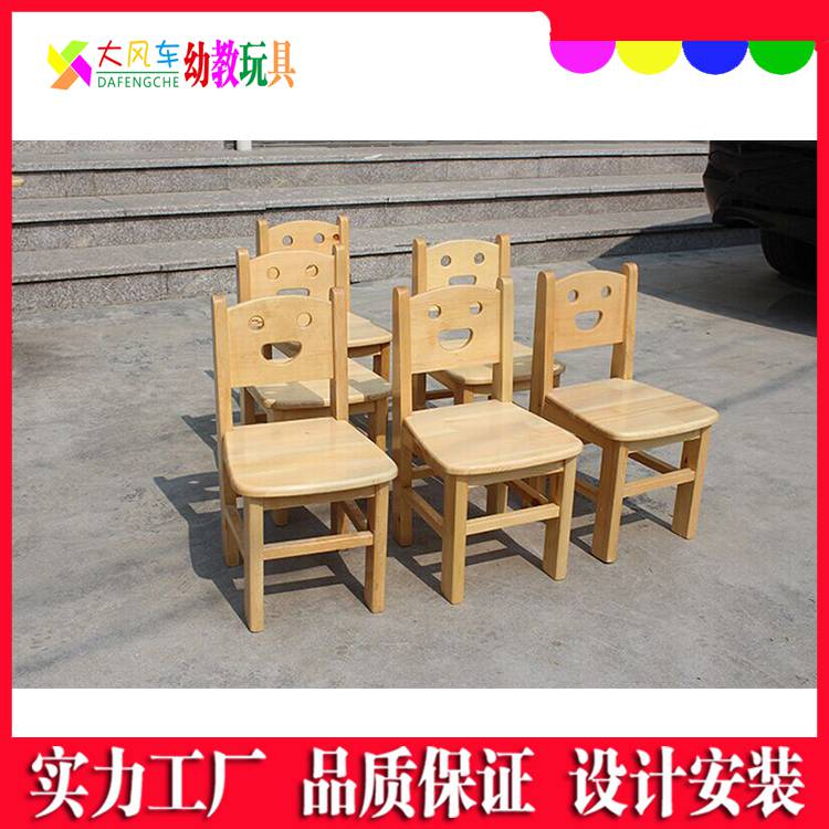 云南新款多功能儿童桌椅写字学习正方桌组合课桌椅