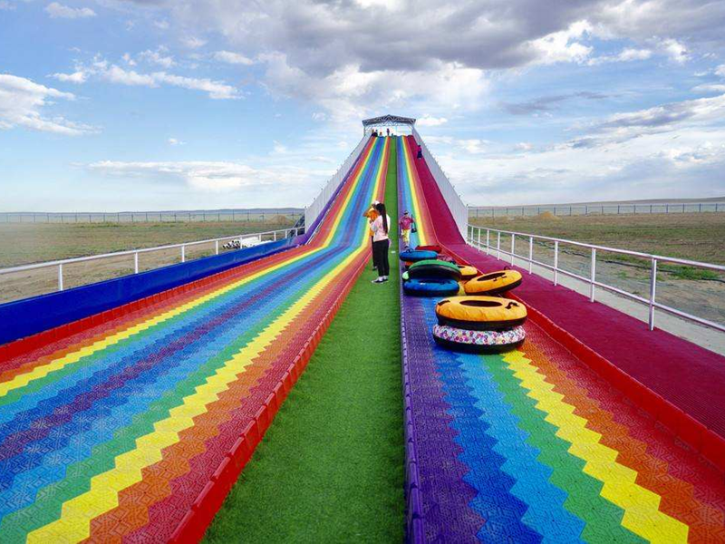 彩虹滑道塑料大滑梯游乐设备高度12米