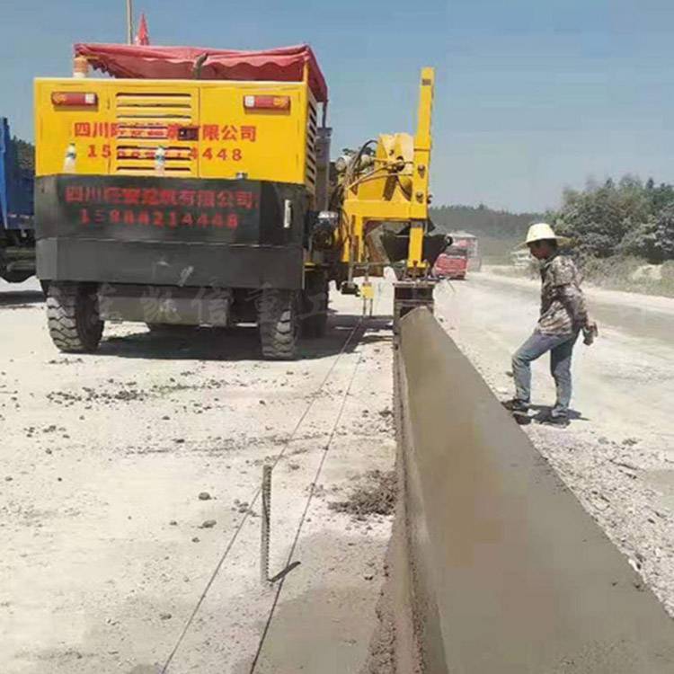 凯信重工 公路边沟滑模机 大型路缘石滑模机 路边滑模机