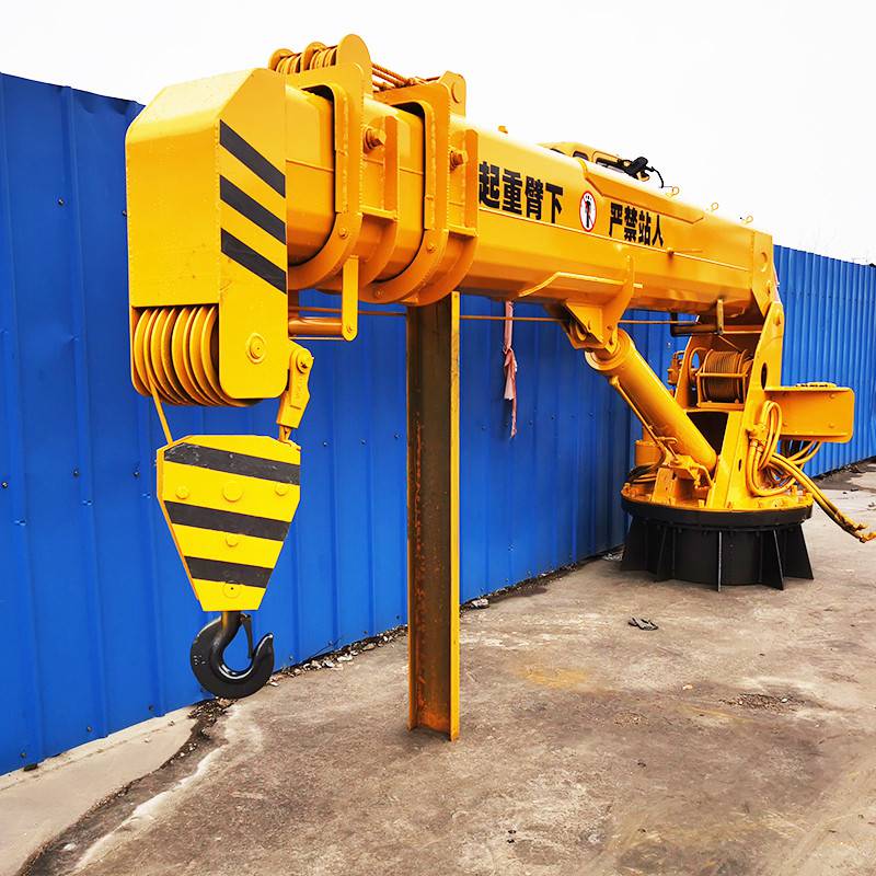港口码头用轮船吊船载克令吊机海上船尾吊