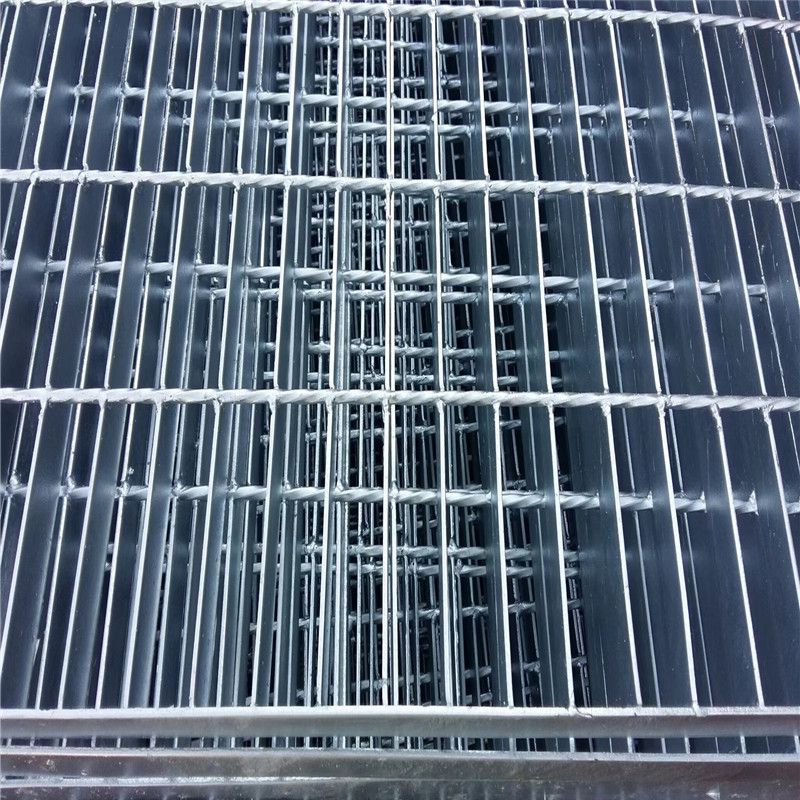 热镀锌钢格栅化工厂井盖板固腾钢格板具体用途