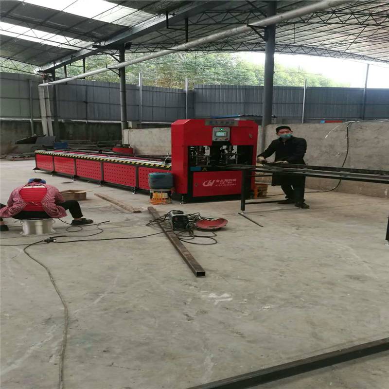 广东省湛江市廉江市爬架立杆自动冲床