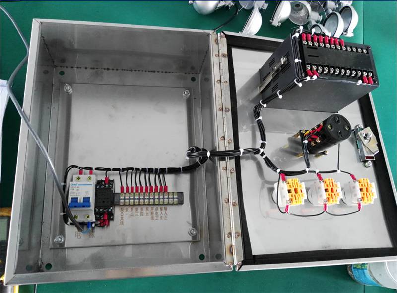 供应XSJDL/-KB2V0定量控制仪用于液体的定量罐装或配料控制带启动、恢复带报警