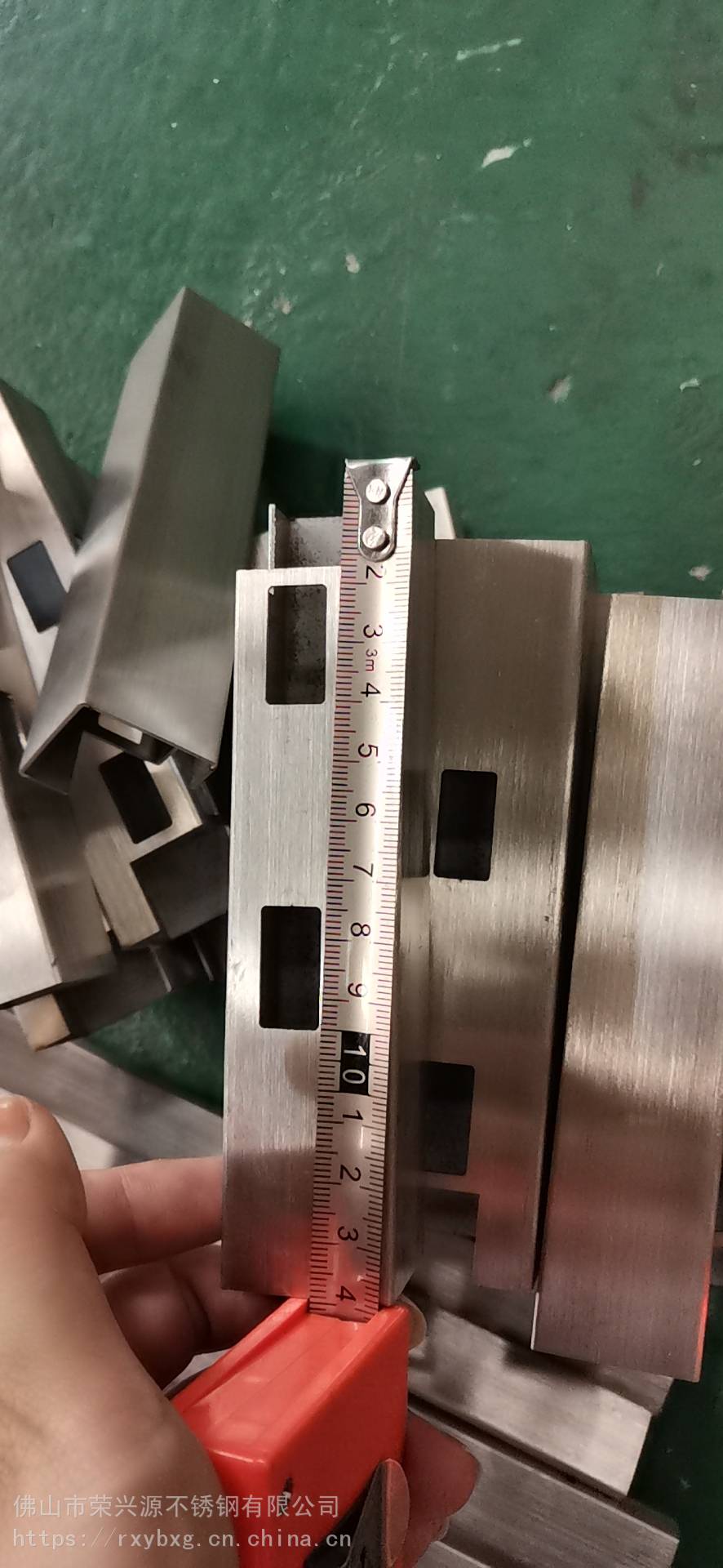 不锈钢激光切割机设备加工厚度，0.3-6MM厚不锈钢激光切割加工