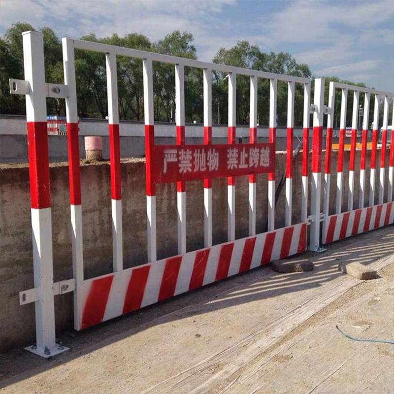 建筑施工基坑临边防护栏警示道路隔离围挡工地地铁防护网