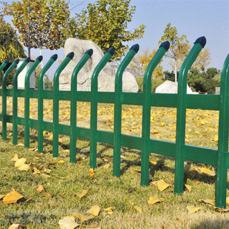 交通护栏换“新颜” 通行安全再晋级