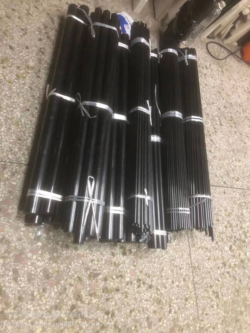 PVC板灰色黑色PVC实心塑料棒PVC氯乙烯圆棒