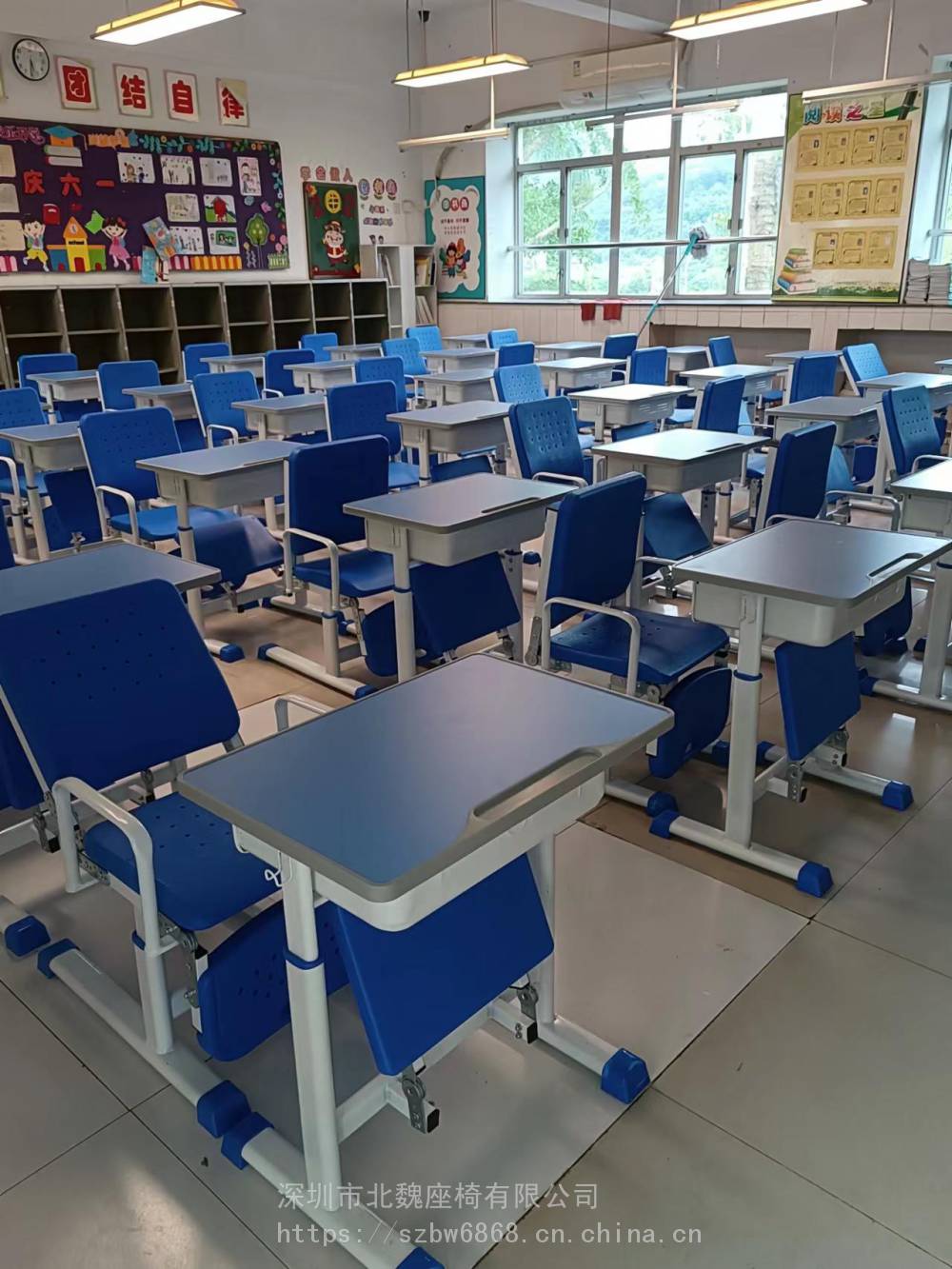深圳午休课桌椅图片可躺学生单人课桌椅加厚中小学生课桌椅
