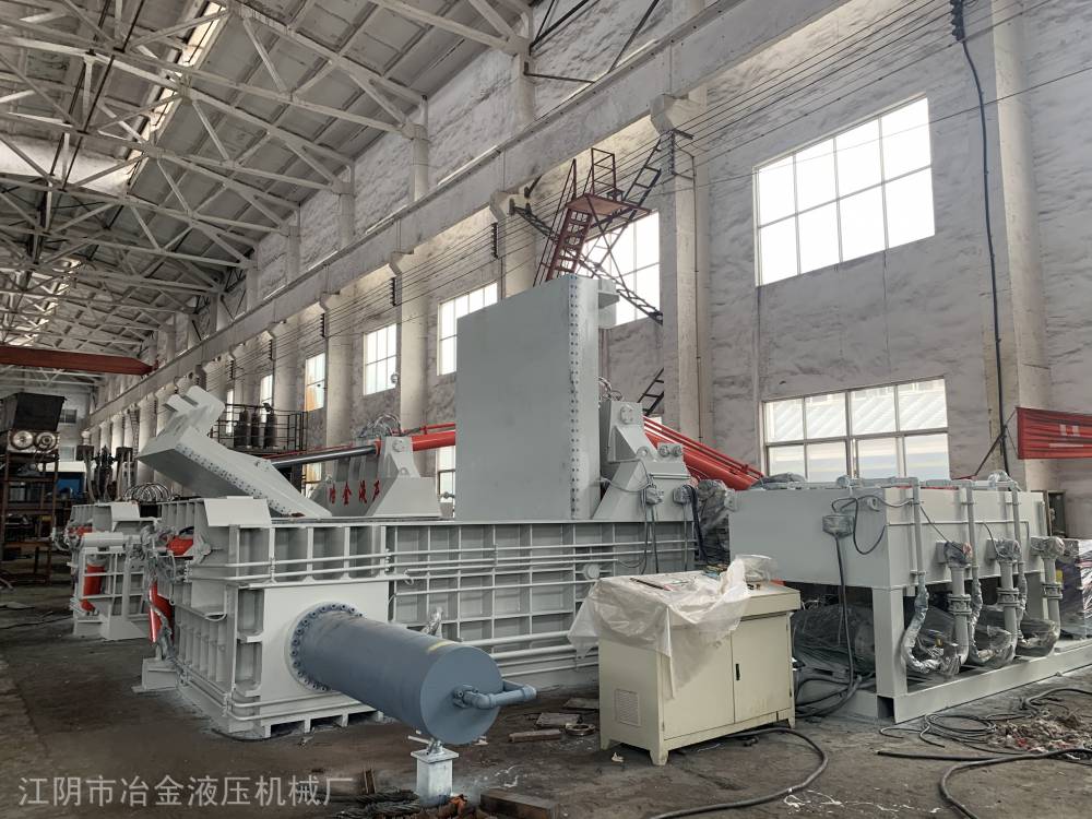 供應江陰產Y81F-315噸廢鐵打包機
