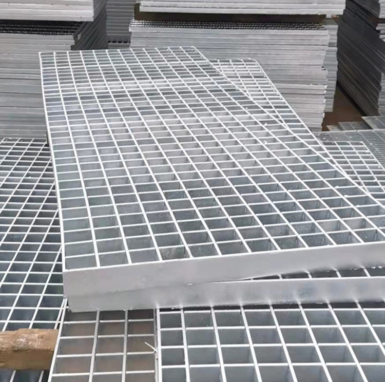 复合钢格板不锈钢网格栅污水厂用花纹防滑镀锌网格板方格盖板