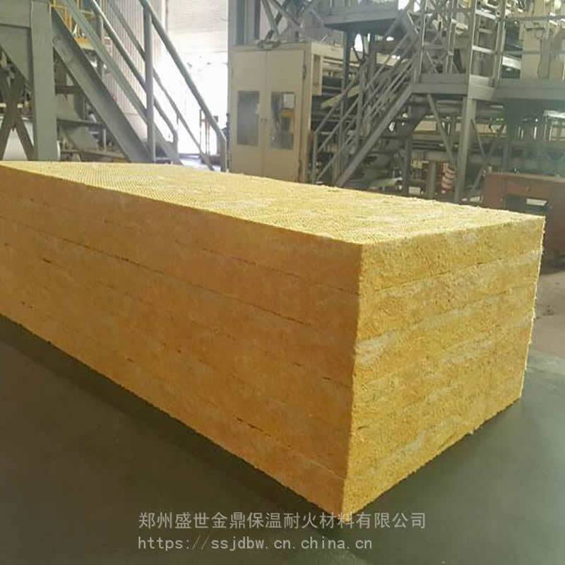 岩棉板生产厂家郑州盛世金鼎保温耐火材料