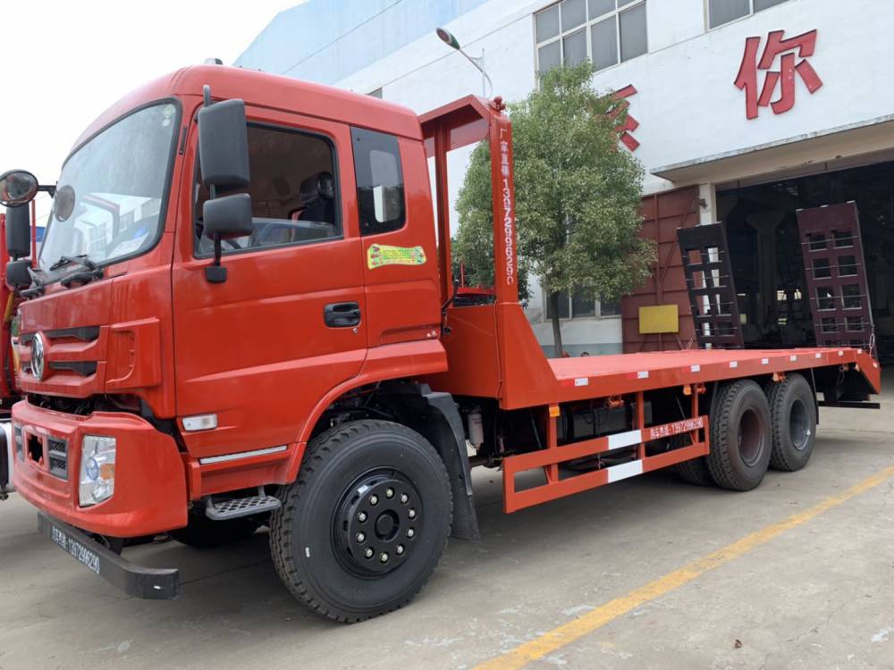 宜昌220挖机拖车奥驰60挖机拖车