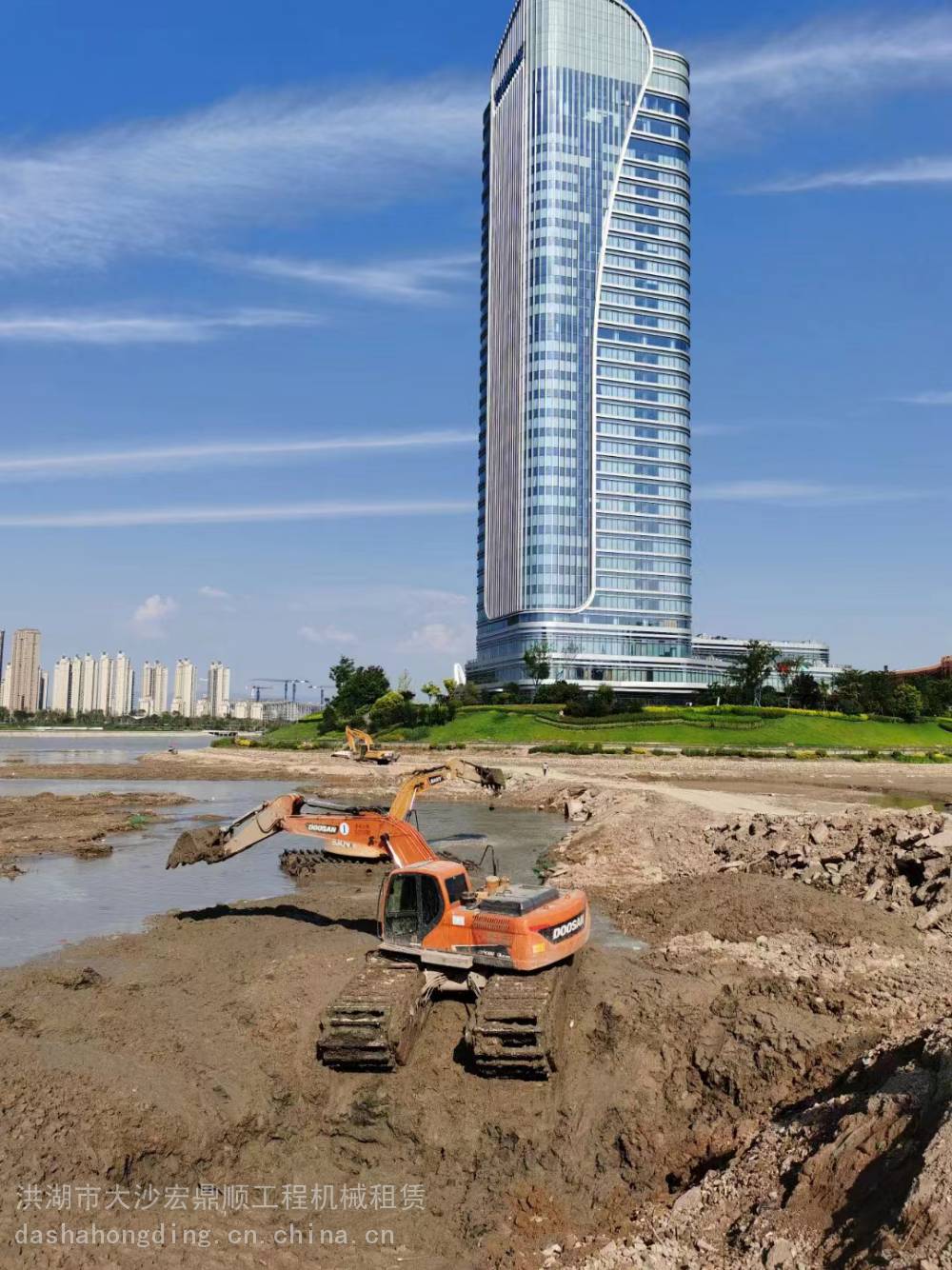 黔东清淤水陆挖机租赁联系办法水上挖机出租
