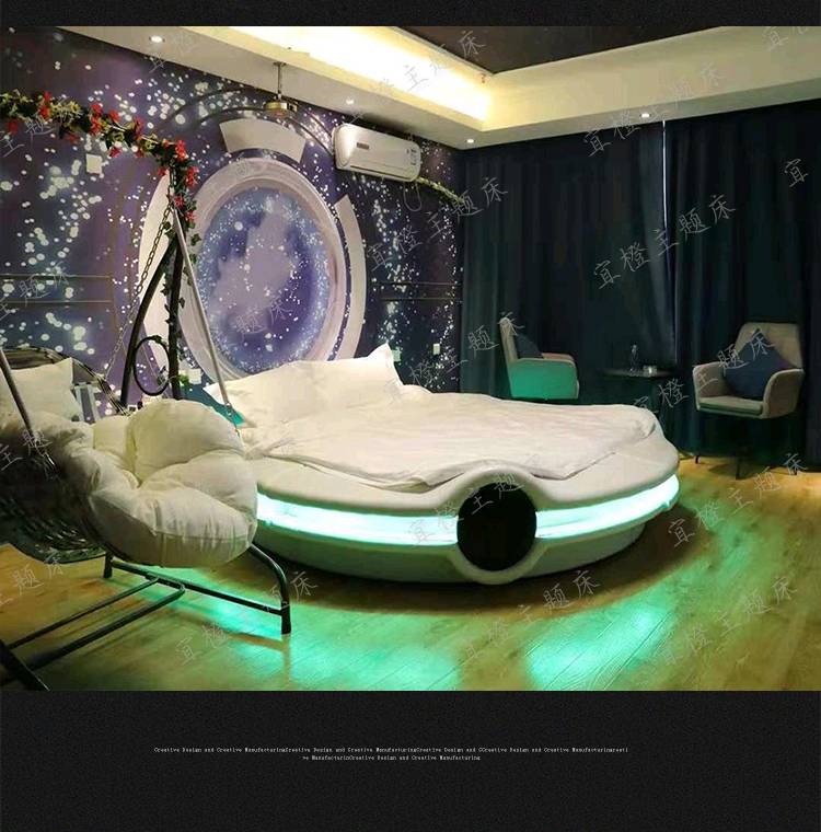 主题酒店的电动床演示图片