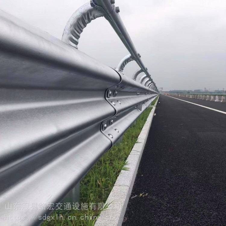 滁州 三波喷塑护栏 公路波形护栏板 波形护栏型号齐全