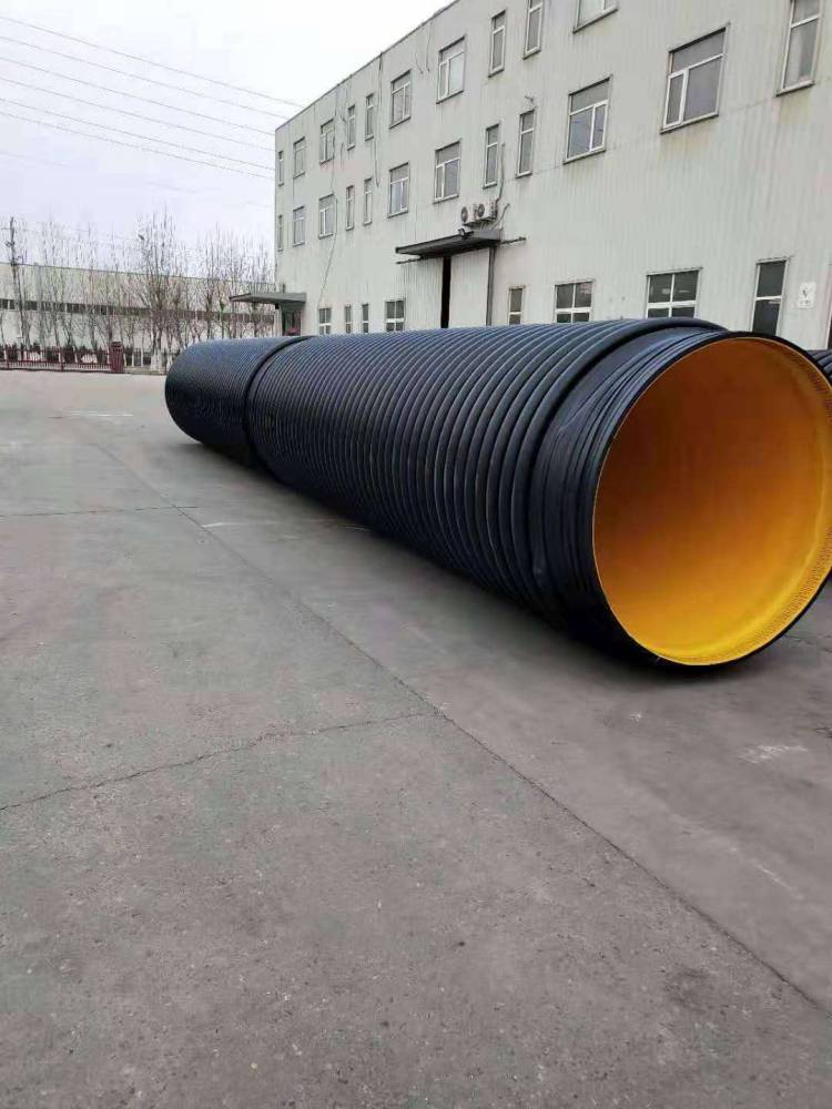 大口径dn2000HDPE缠绕增强管生产价格