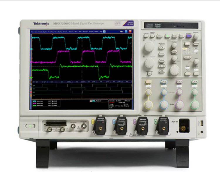 Tektronix泰克MSO73304DX数字及混合信号示波器2通道33GHZ