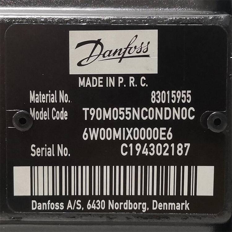 Danfoss//83015955T90M055NC0NDN0C6W00MIX0000E6