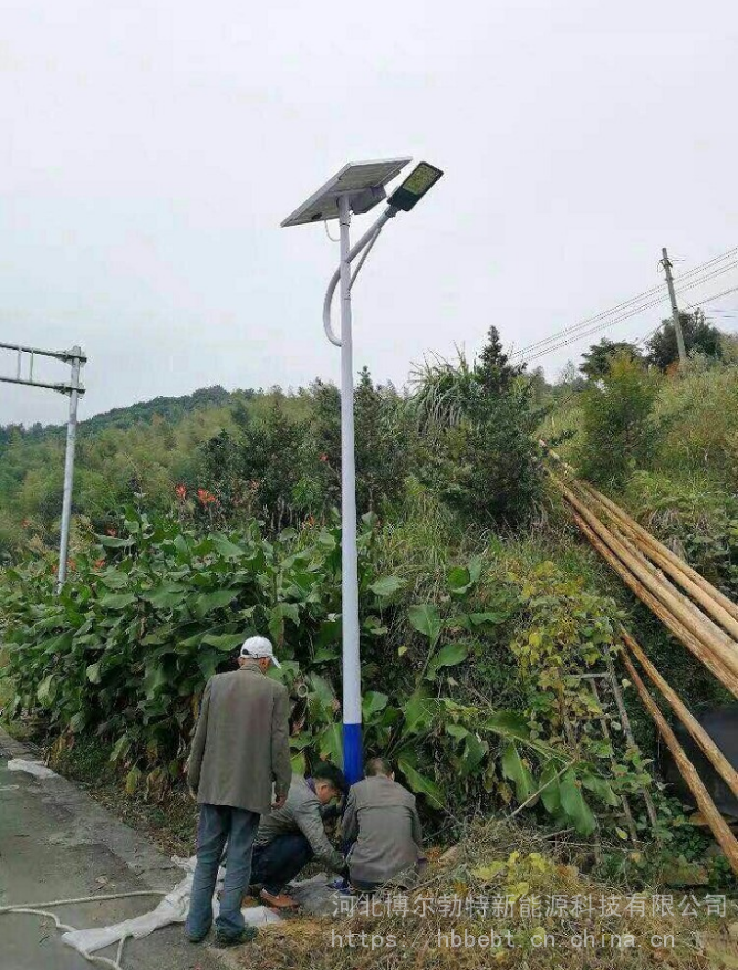 泰安太阳能路灯标准 太阳能光伏路灯标准