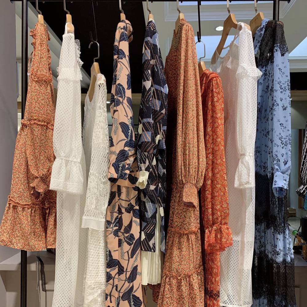 品牌折扣女装如何找到便宜的尾货货源?_货源代理_资讯_乐活信息