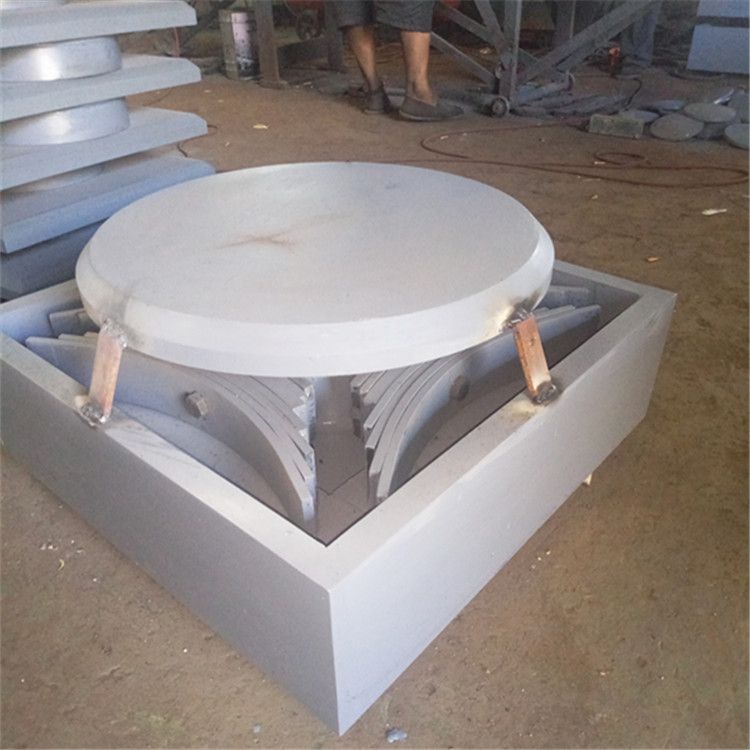 中建一局广西大学农林动项目大跨度钢结构网架成功吊装