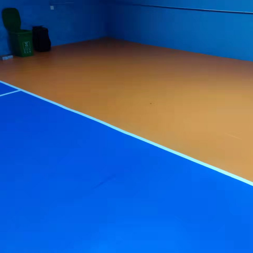 欧宝瑞运动塑胶地板室内羽毛球塑胶地板PVC塑胶地板的价格
