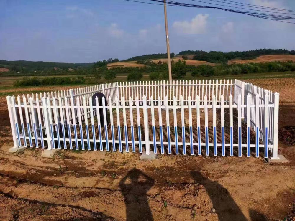 巨协草坪公园围栏幼儿园花坛PVC塑钢护栏社区花园绿化