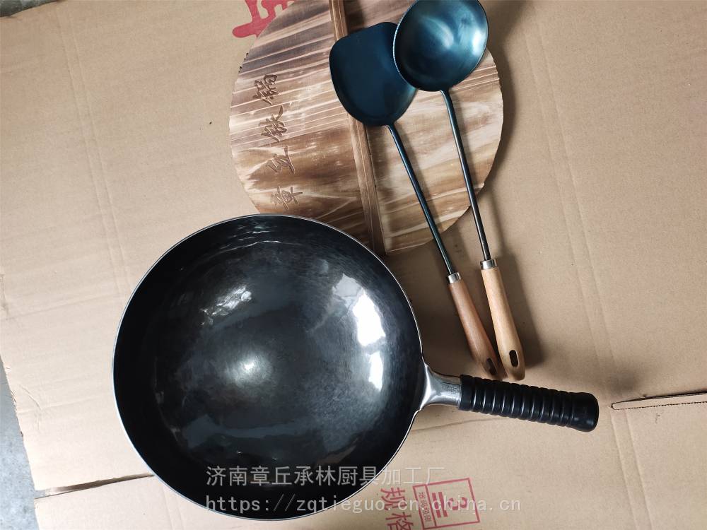 无涂层熟铁炒锅纯手工铁锅多少钱的章丘铁锅是真的