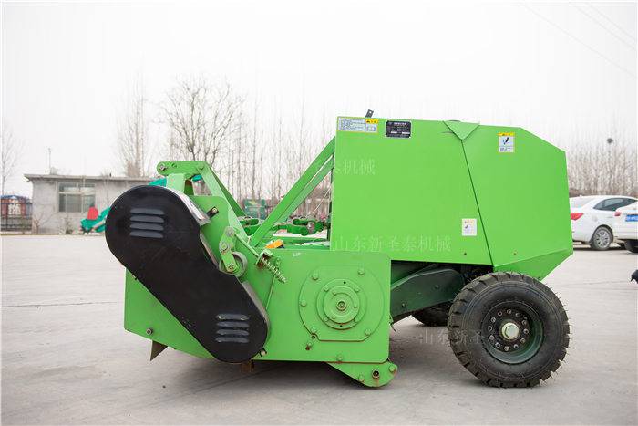 小麦收割打捆机一体机-山东新圣泰(在线咨询)-自走式打捆机