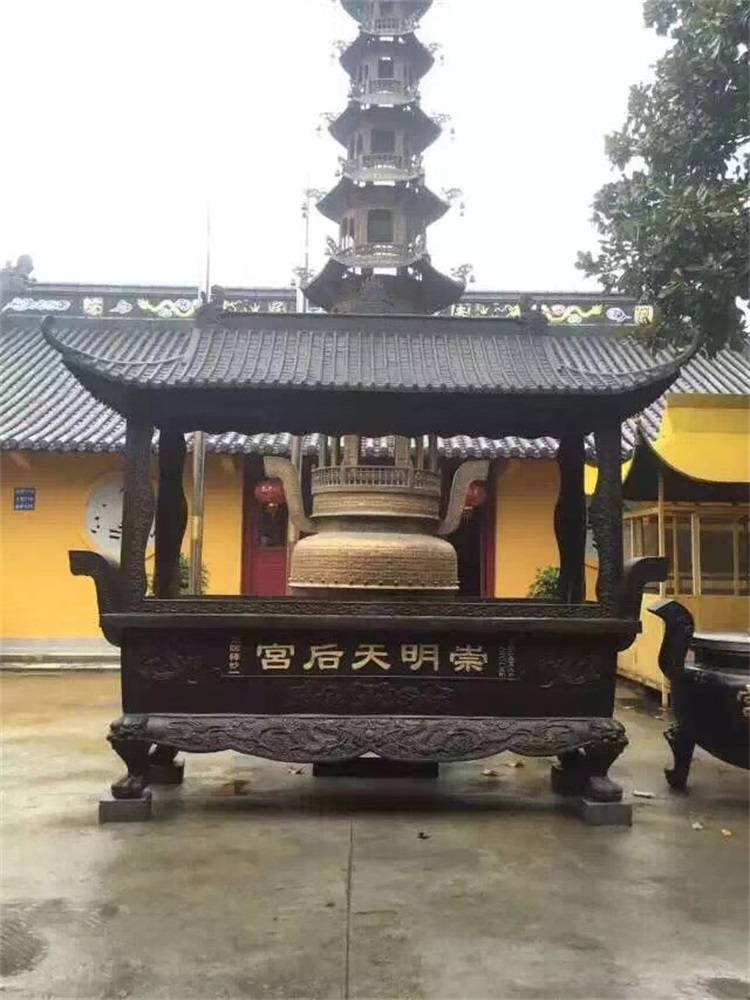 寺院寺庙带盖长方形四龙柱香炉大型寺庙香炉