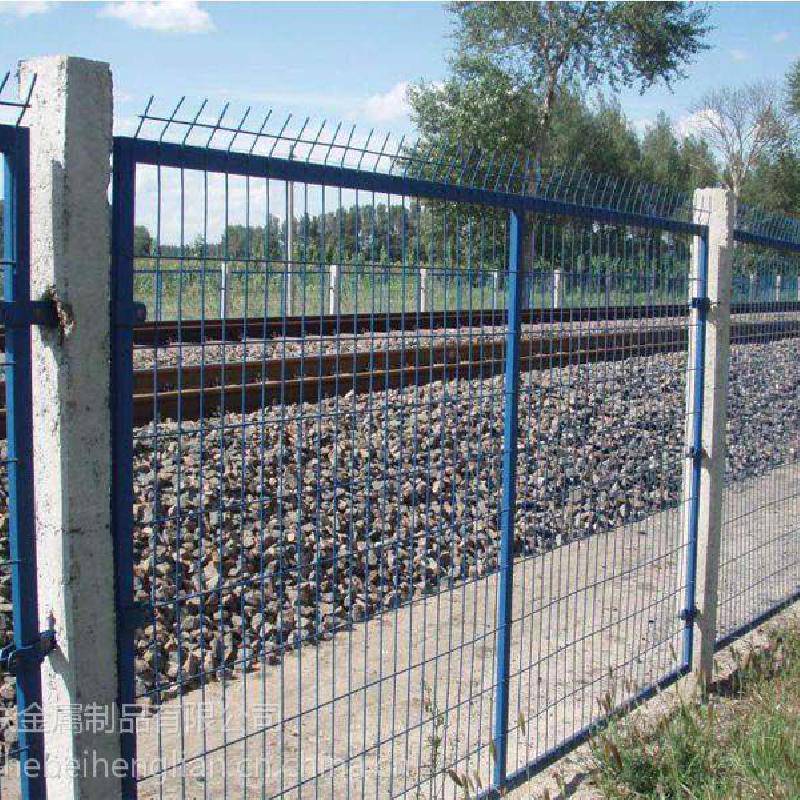 现货批发安全防护公路铁路隔离栅交通道路隔离低碳钢丝框架护栏网铁路防护网