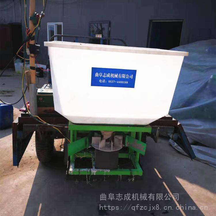 240斤农用撒肥机电动前置撒肥机拖拉机悬挂式撒肥机志成直供