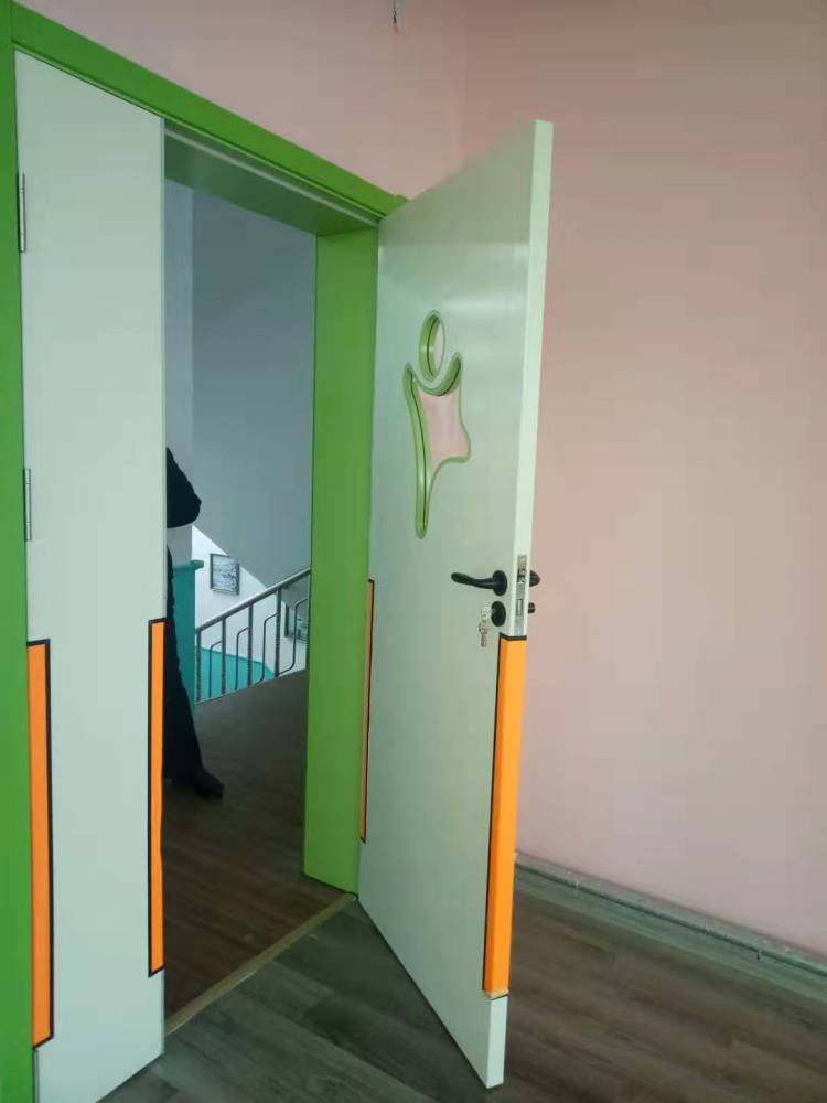 山东临沂沂水防夹手幼儿园门儿童喜欢怡立特品牌