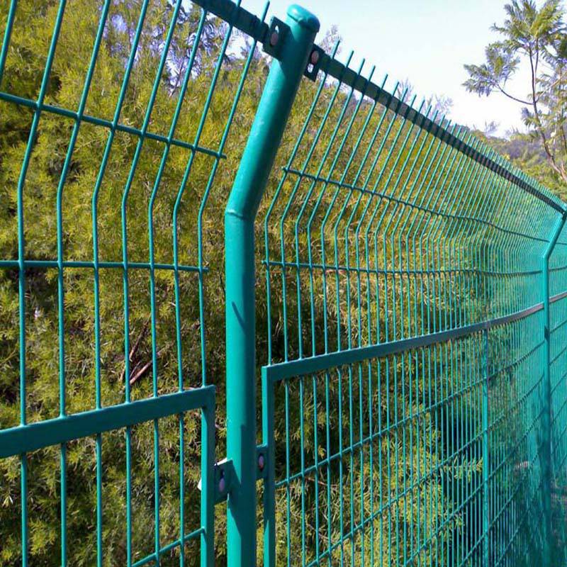 钢丝网围栏的价格 优质隔离铁丝网 焊接网隔离栅