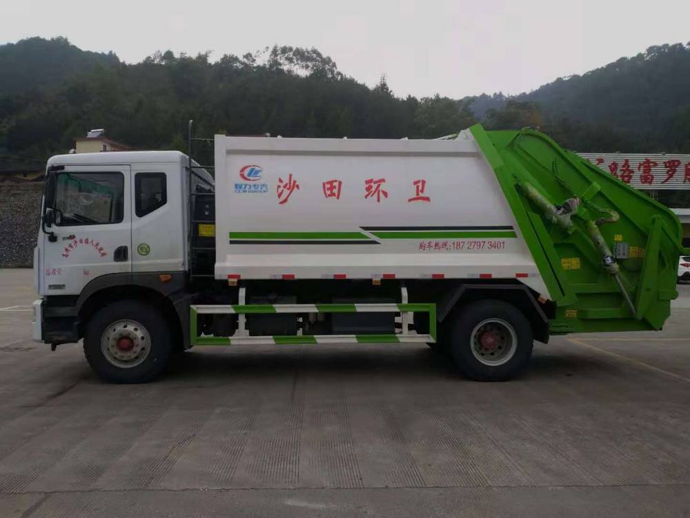 大型压缩垃圾车 3吨压缩垃圾车