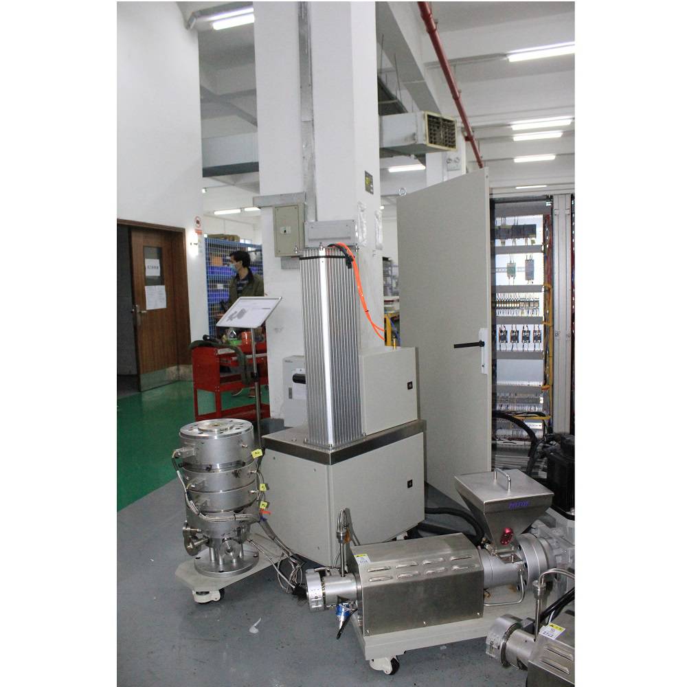 三层共挤式小型吹膜机出售吹膜机厂家促销广州普同
