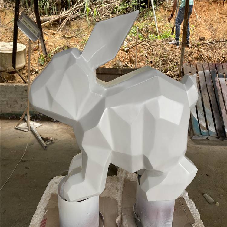 切面兔子雕塑玻璃钢抽象白兔雕塑
