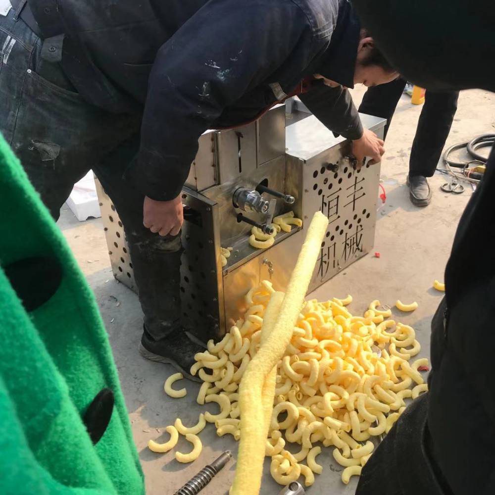 48馬力四缸靜音紅棗核桃香酥果多花型五谷雜糧膨化機(jī)