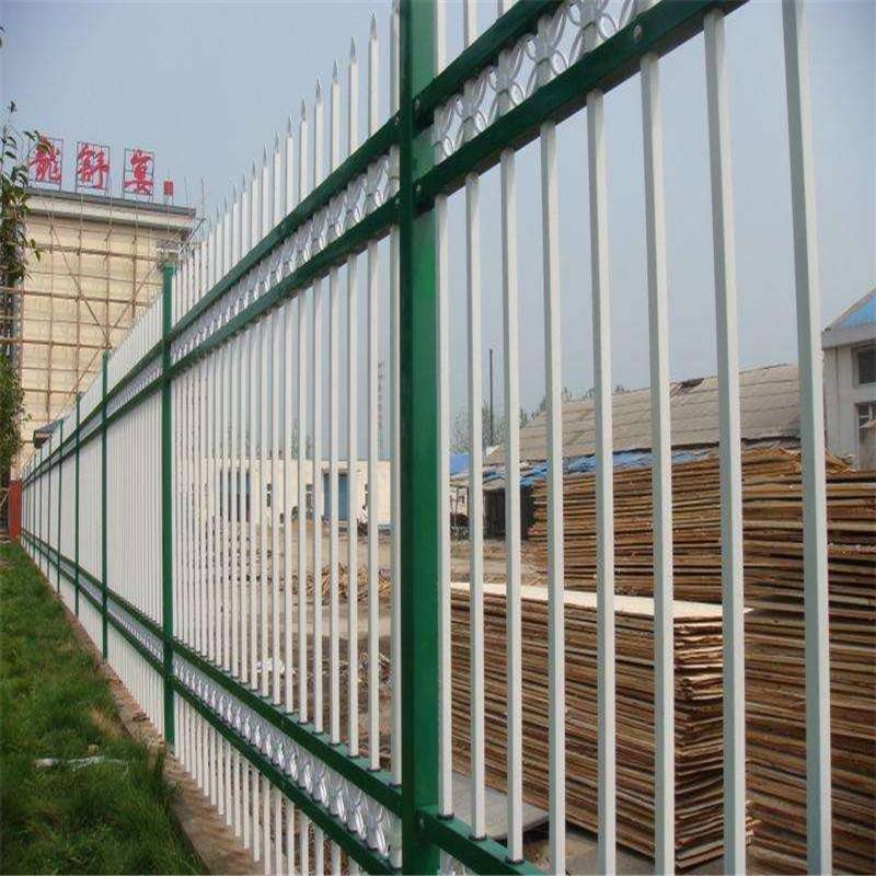 锌钢草坪护栏围墙栏杆价格固腾围墙防护网